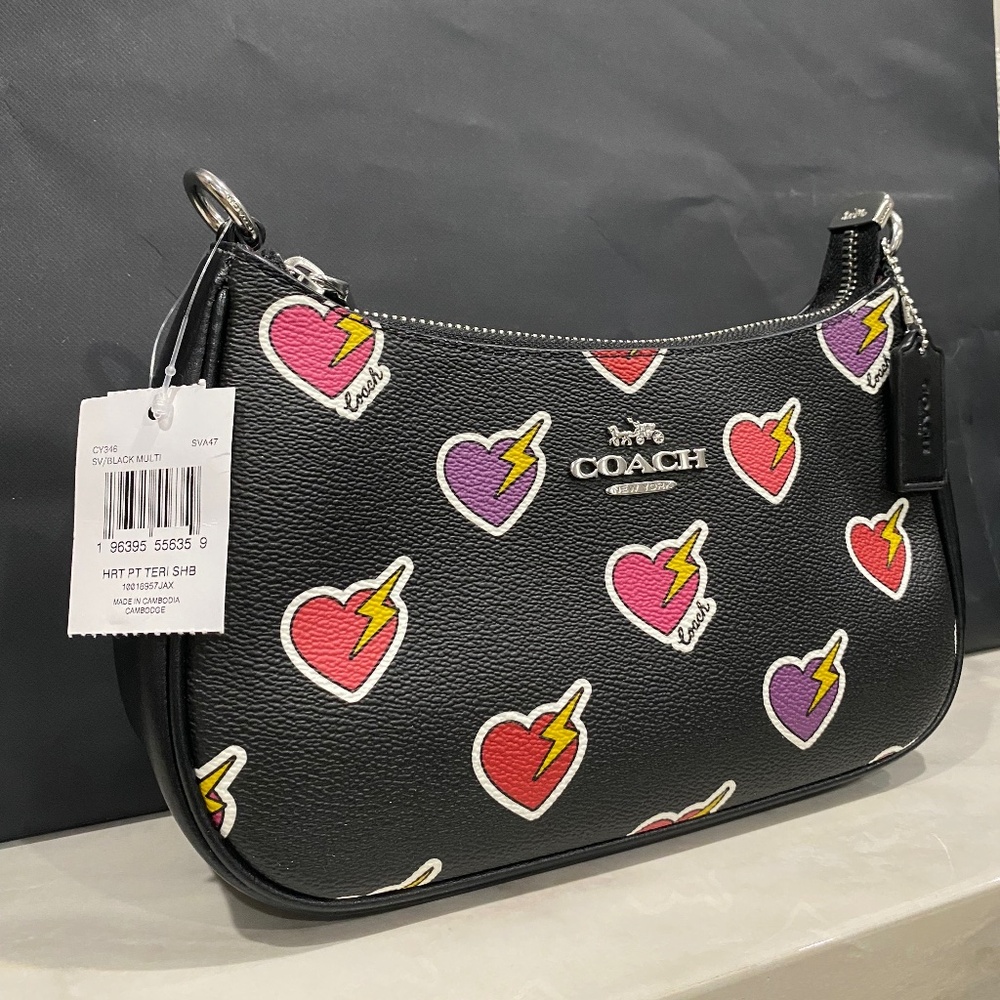 Coach NWT Black Shoulder Bag with Heart Design - Picture 9 of 12
